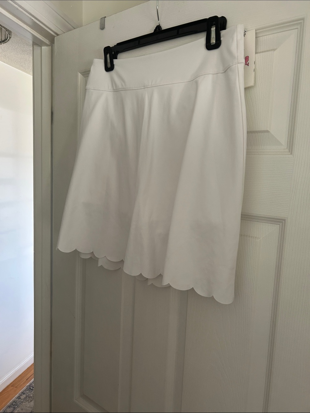 Vineyard Vines White Scallop-Hem Skater Skirt